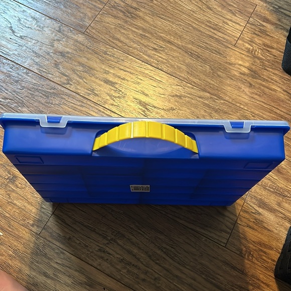 Romanoff Toy Car Case Blue w/clear lid - Picture 4 of 4